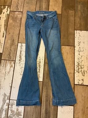 Kimes Ranch Women's Light Blue Flared Jeans